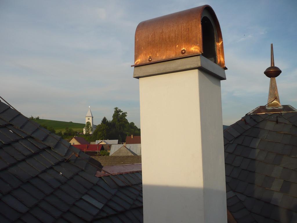 Ferienwohnung Castle Kastiel Kotešová Exterior foto