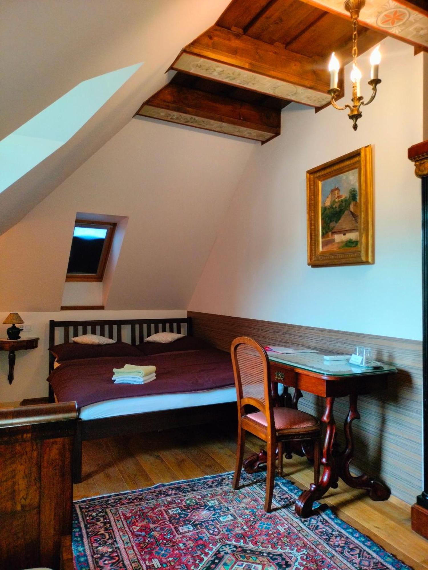 Ferienwohnung Castle Kastiel Kotešová Exterior foto