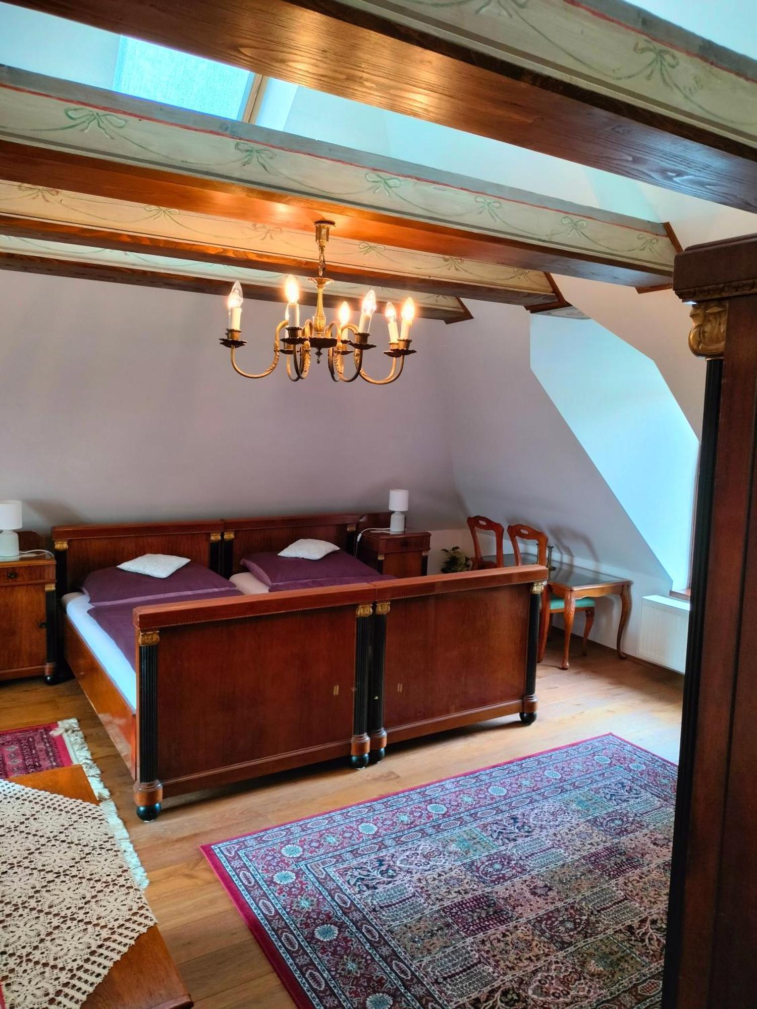 Ferienwohnung Castle Kastiel Kotešová Exterior foto